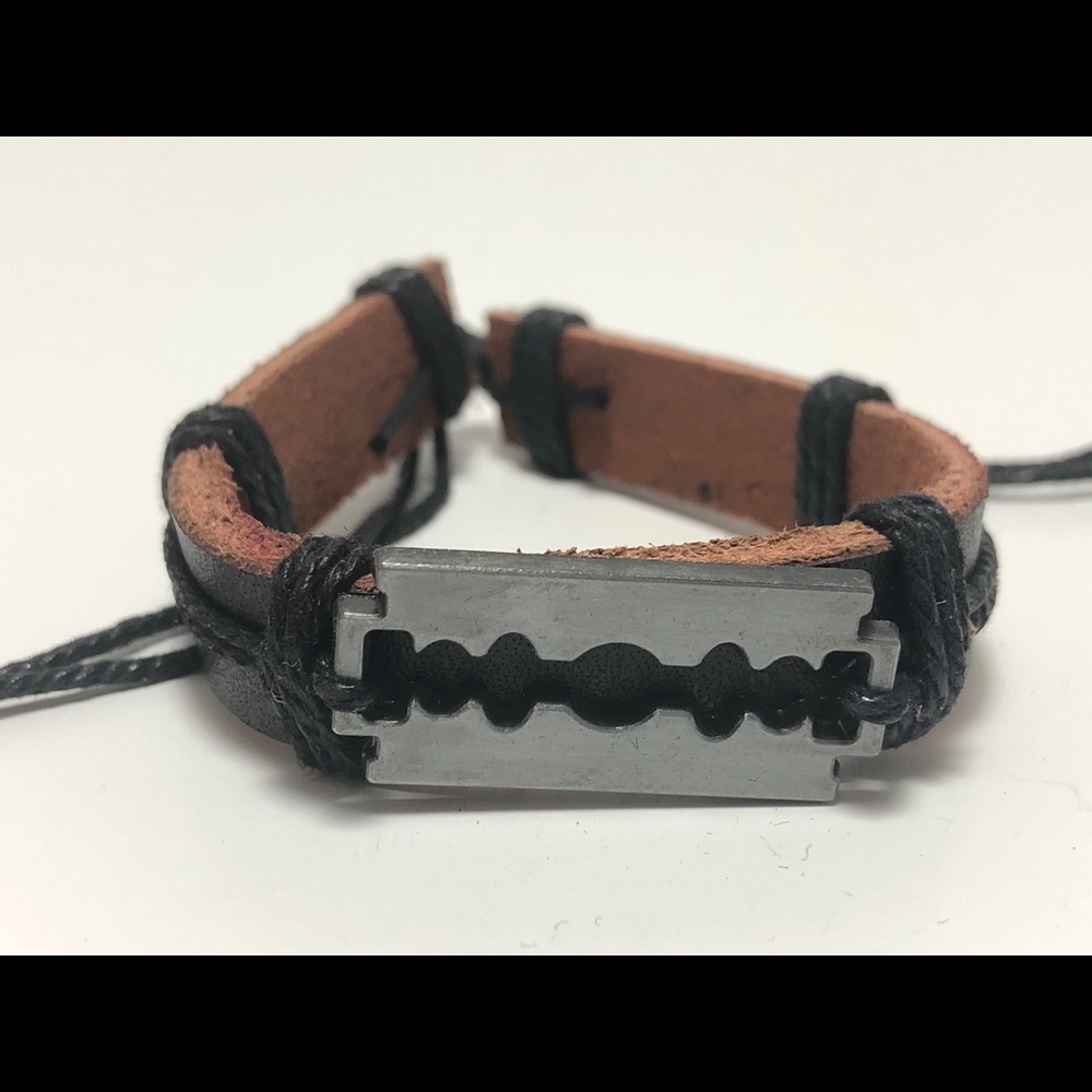 Razor leather bracelet